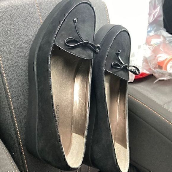 Bernardo size 7 loafer     - Picture 1 of 6